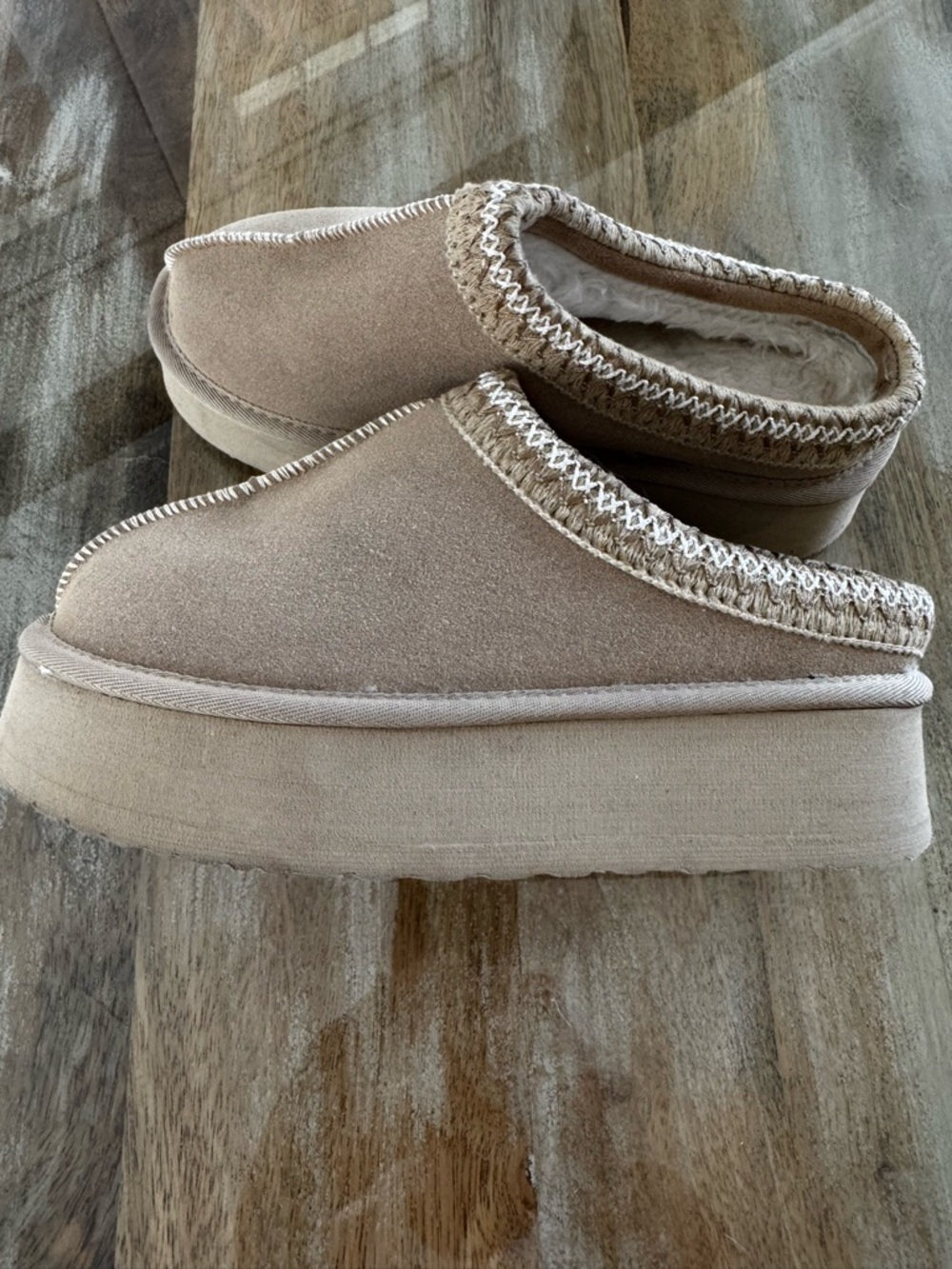 Women’s Cozy Platform Slip-On Slippers - Taupe - Picture 6 of 7